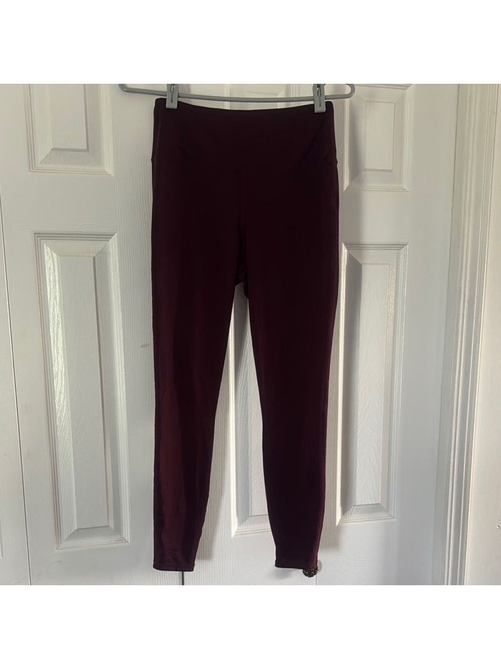 Skechers Burgundy Leggings Stretchy Tapered Design❤️